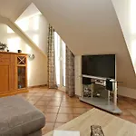 Suennslag 102 *